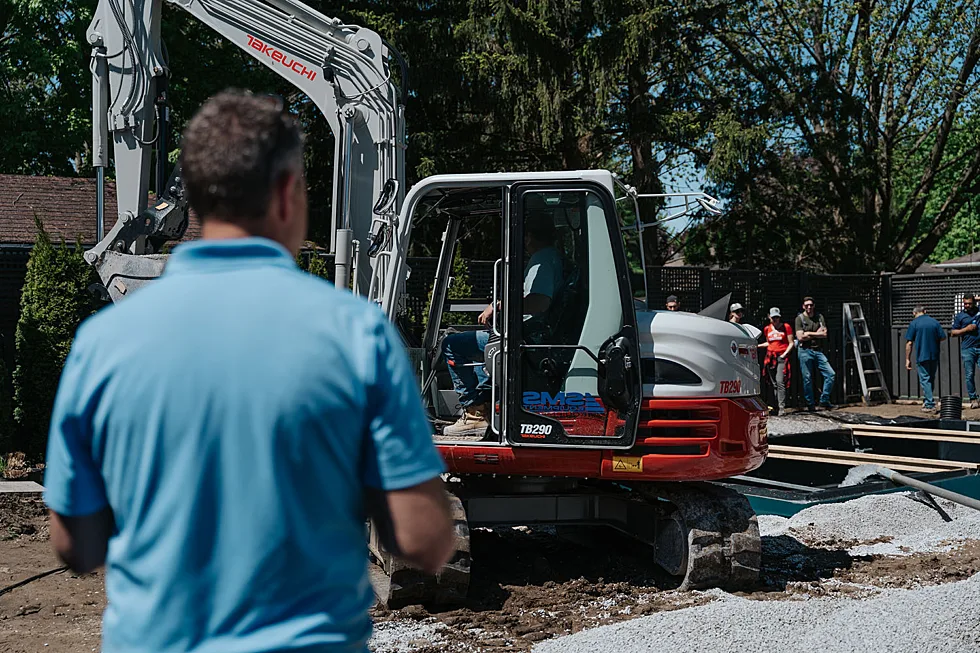 AZORIA_POOL_SCHOOL_8245