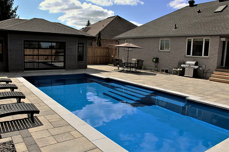 DOLPHIN Britannia Pacific 16x35 002 low