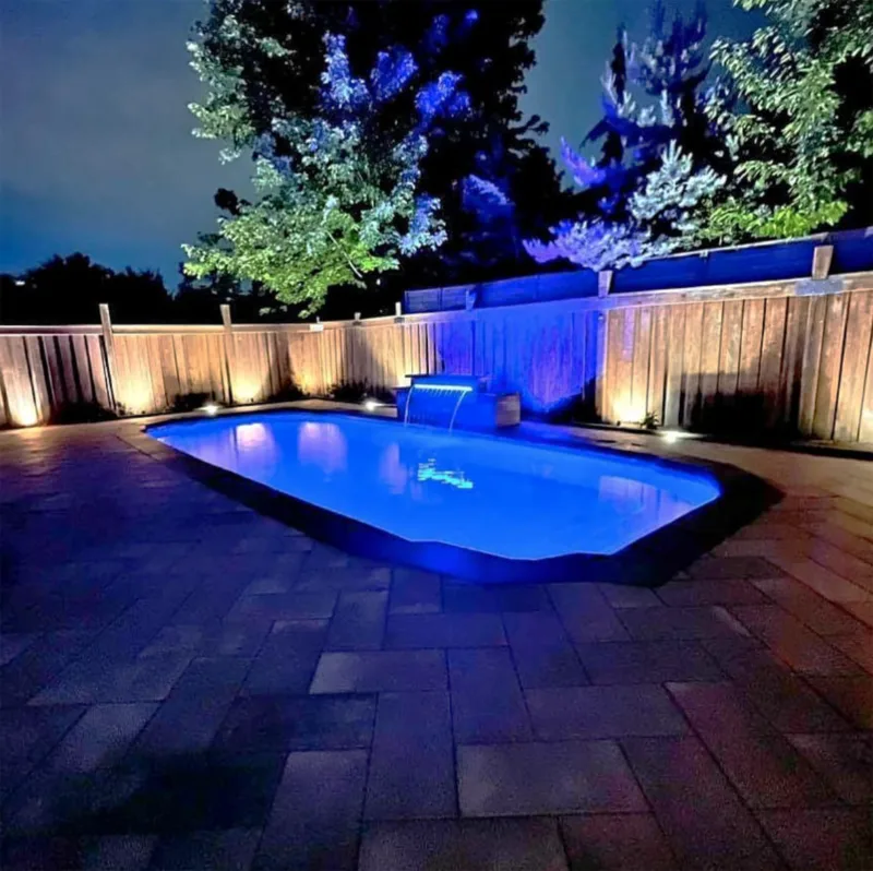 DOLPHIN_Leamy_12x29_002